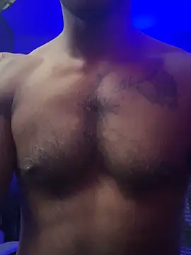 BigBoylauda live sex cam