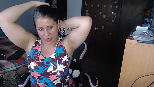 LucifernandaSw webcam