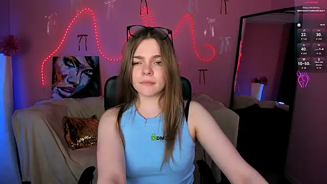 veronica_bubble webcam