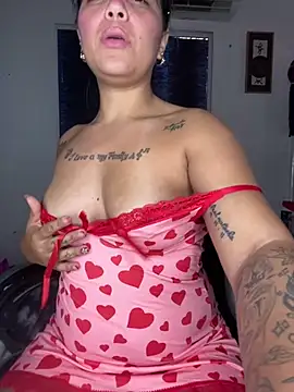 tattyHot95 webcam