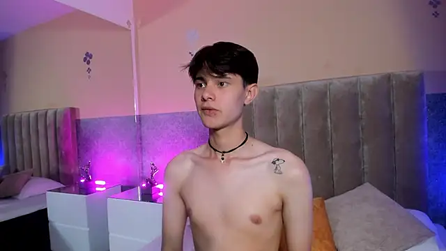 Derek_Sinn webcam