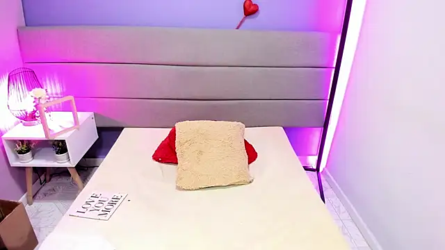 Ashleyyrobert webcam