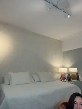 ava_blue (F young) - SQUIRTTT VERY WET