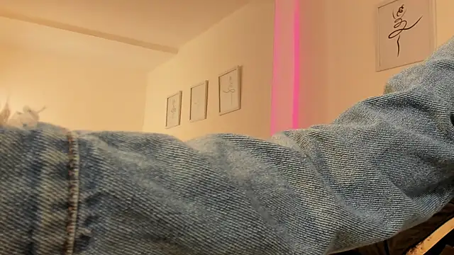 scarlet_castro webcam