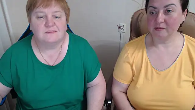 Lindy-Jeanie webcam