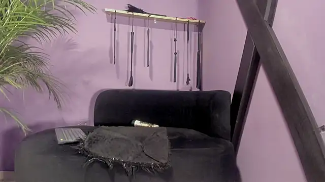 kathe_hot (F milf) - Take off my clothes and dance naked