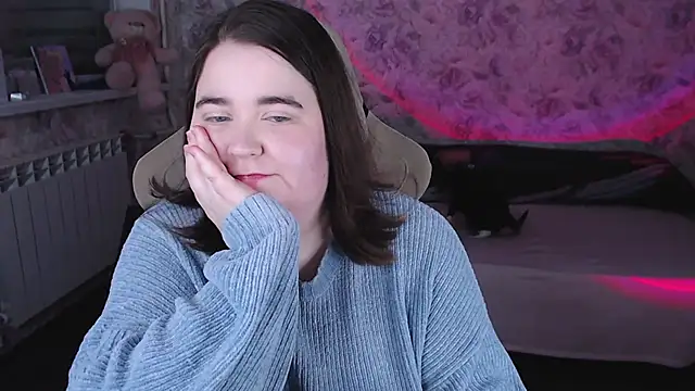 Estelle_Hicks webcam