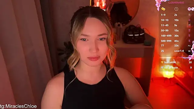 ChloeMillerMeow webcam