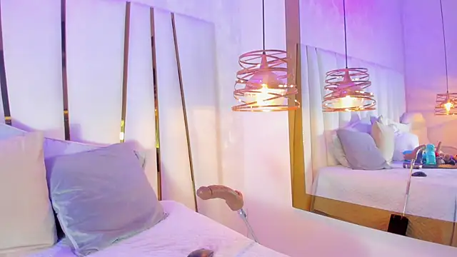 elena_mature (F mature) - missionary + domin link 5 min