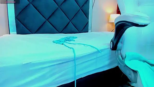 Lily_CuteBoobs webcam