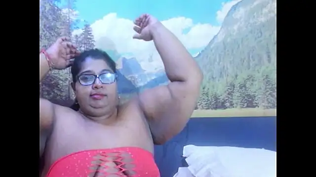 indianhoney694u webcam