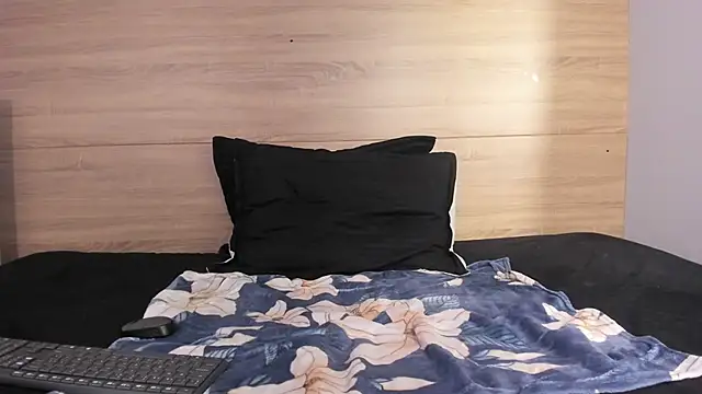 bulma_bambina_ webcam