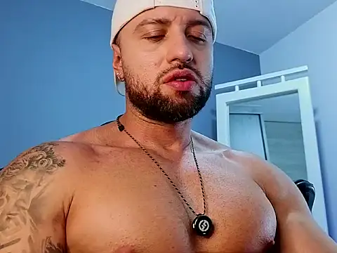 OwenMaximus814 webcam