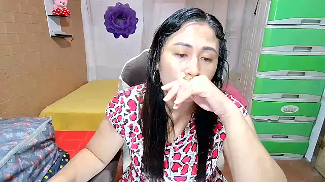Filipina_Desire webcam