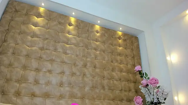 violet_giraldo webcam