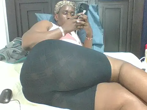 SexyTirries13 webcam