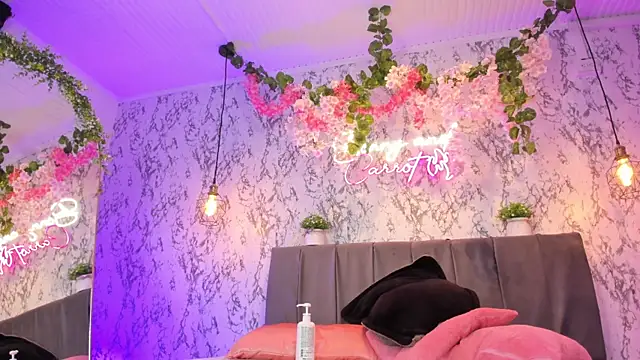 Bonny_and_carrot webcam