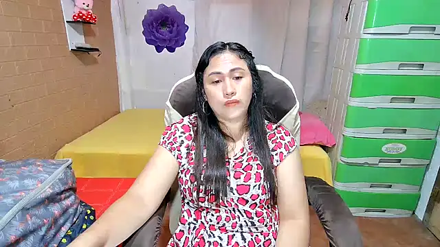 Filipina_Desire webcam