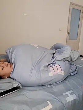 美女Aoo520520在线直播