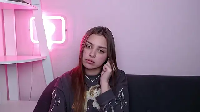 MilanaAngelAs webcam