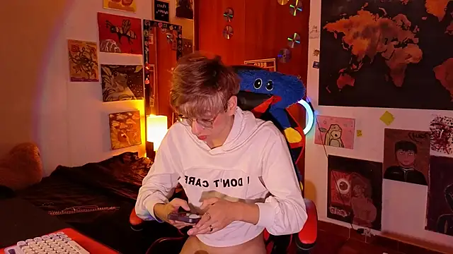 the_princeRed webcam