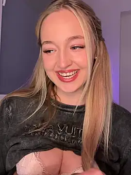 emilypeperoni webcam