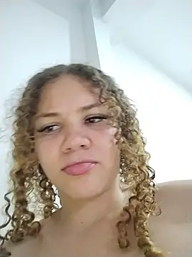 PrettySquirt-PibeV webcam