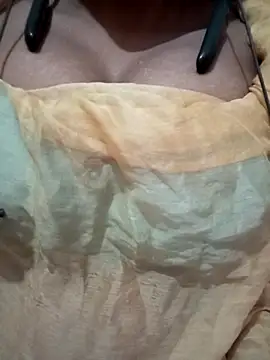 kaviyaponnu0987 webcam