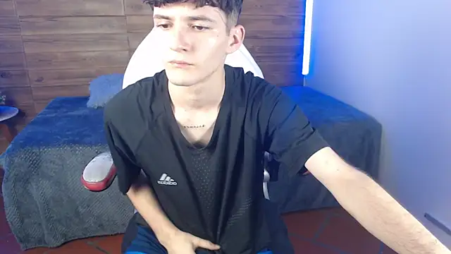 trevor_mob (M twink) - masturbation for 10 min + cum