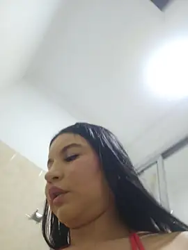 Pretty_Julieta webcam