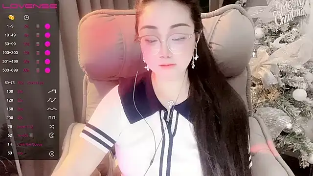 Monica-666888- webcam