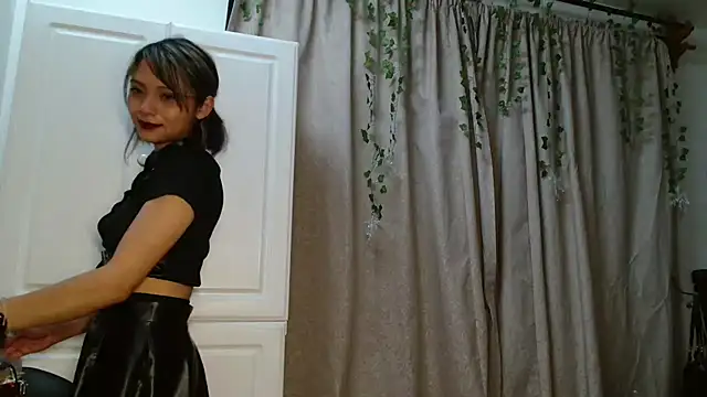 Dama_Scarlata18 webcam