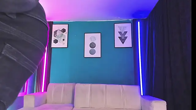 _HotWildwolves webcam