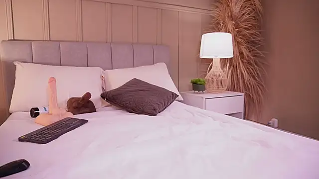 curvyliciousss webcam