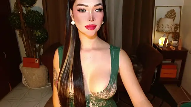 MouthWatering_Ayesha webcam