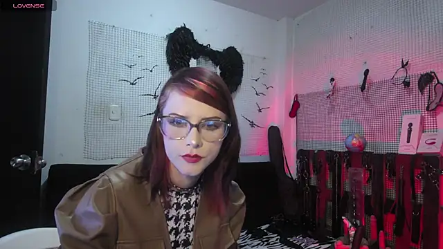 _Hanna_white_ webcam