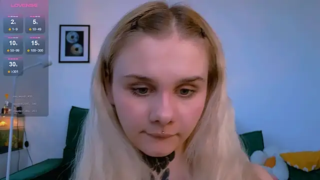 Britney_Lynch webcam