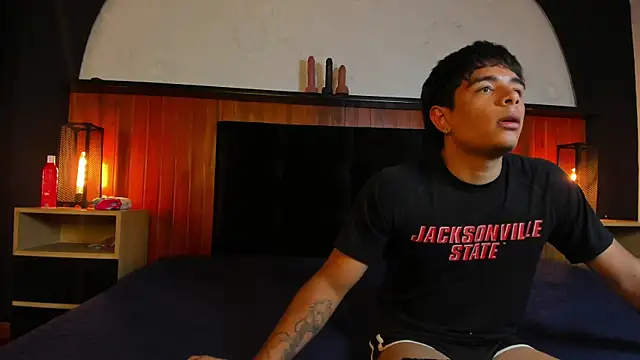 CuteButHarder webcam