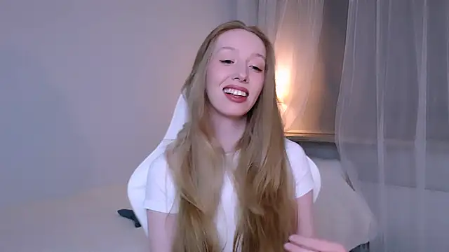 Luna_insniity webcam