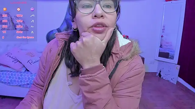 esmeralda_milf webcam