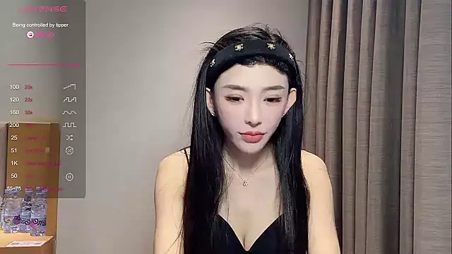 kiki-12 webcam