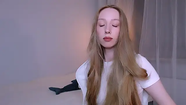 Luna_insniity webcam