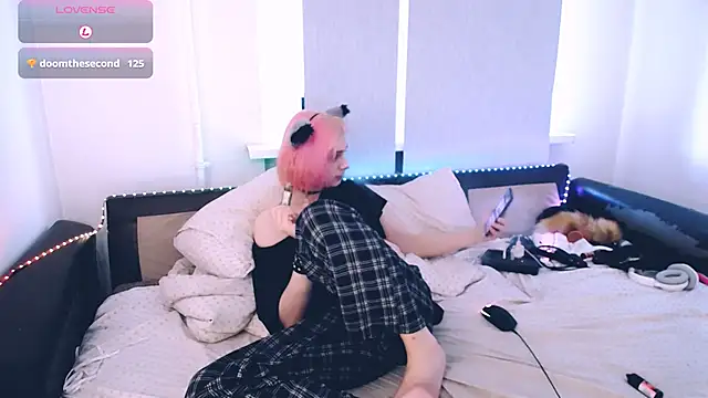 Littlepinkcat webcam