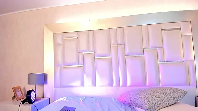 Alma_Monclair_ webcam