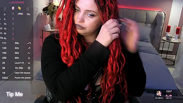 Miss_Maya_Mils webcam