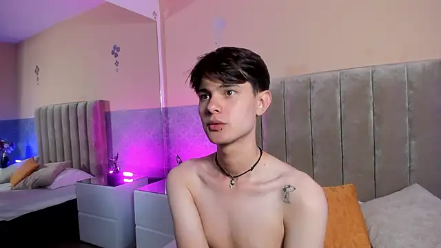Derek_Sinn webcam