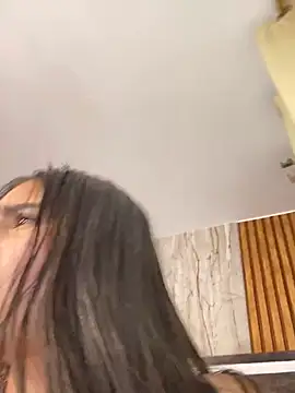 Webcam Model (scarleth_zin)  is live.Free join now!