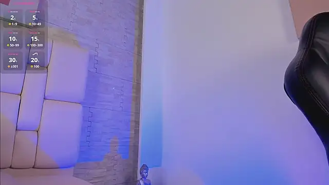 megan__winters webcam