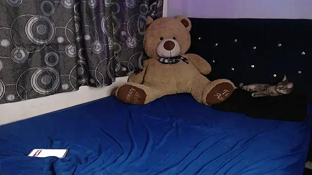 ANGELIQUE_KLANE webcam