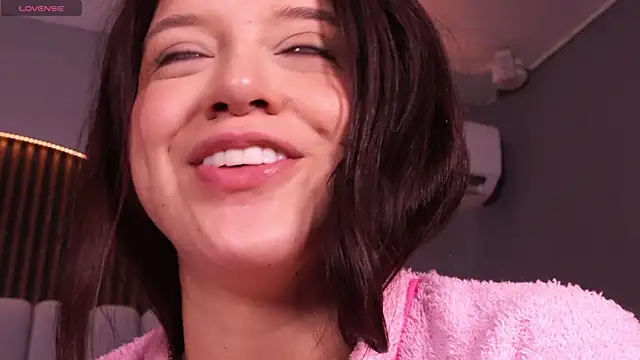 emperatriz_reyes webcam